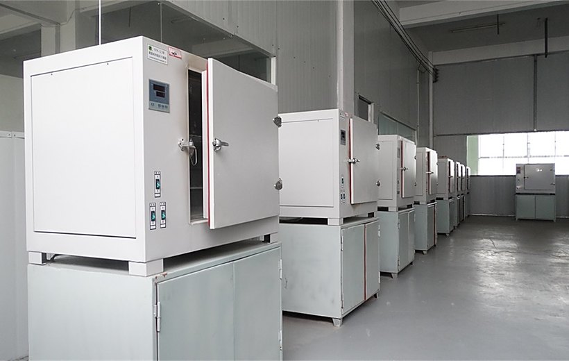 Drying and surface treatment ovens for diamond powder